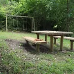 Pandesiertos Kır Evi Onís